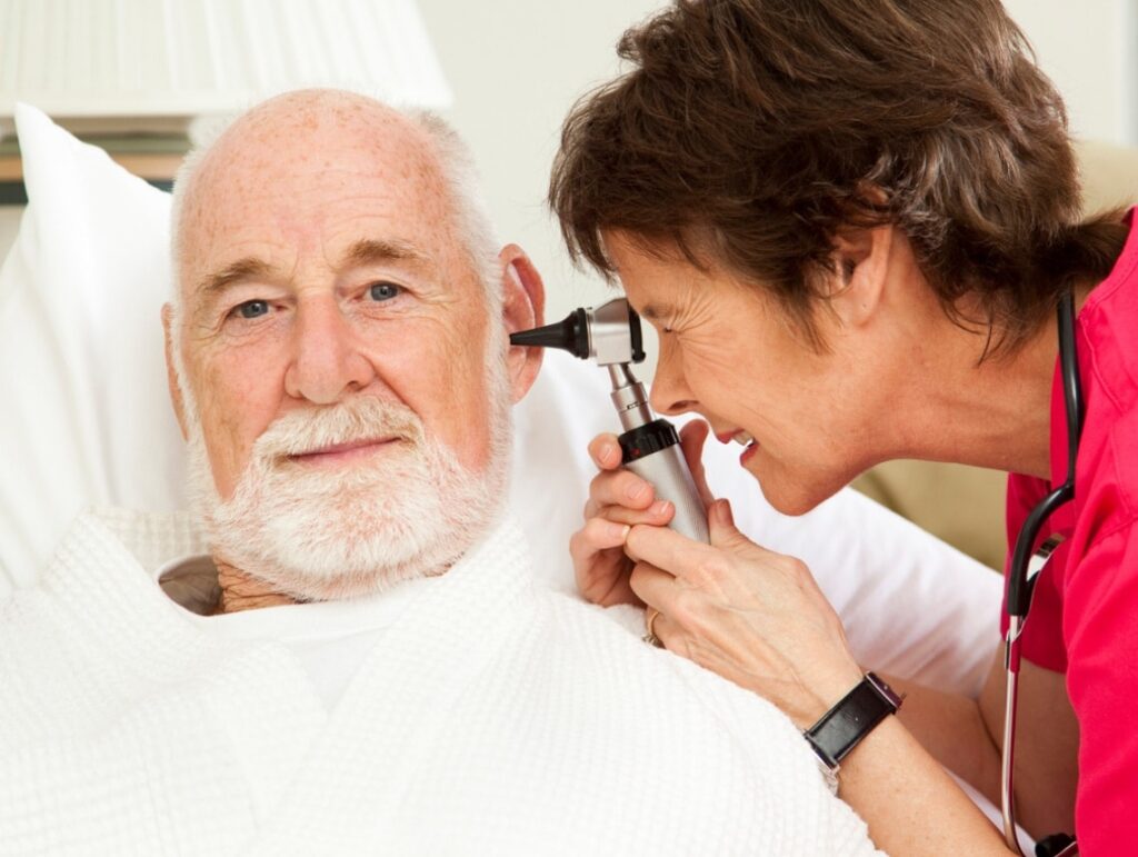 5-causes-of-earaches-in-the-elderly-senior-living-retirement